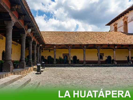 Arquitectura prehispánica La Huatápera Uruapan - Primer hospital purépecha América siglo XVI actualmente es un museo.
