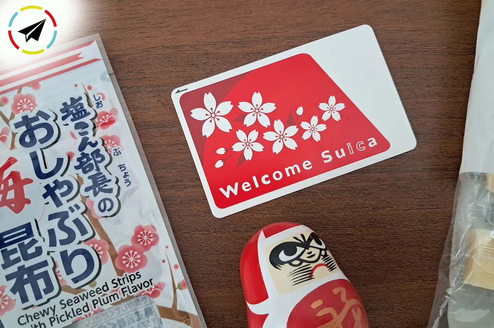 Tarjeta Welcome Suica de Japón, la IC card para turistas con diseño de pingüino y copos de nieve que funciona en trenes, metros y tiendas por 28 días.